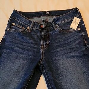 Gap NWT true skinny jeans